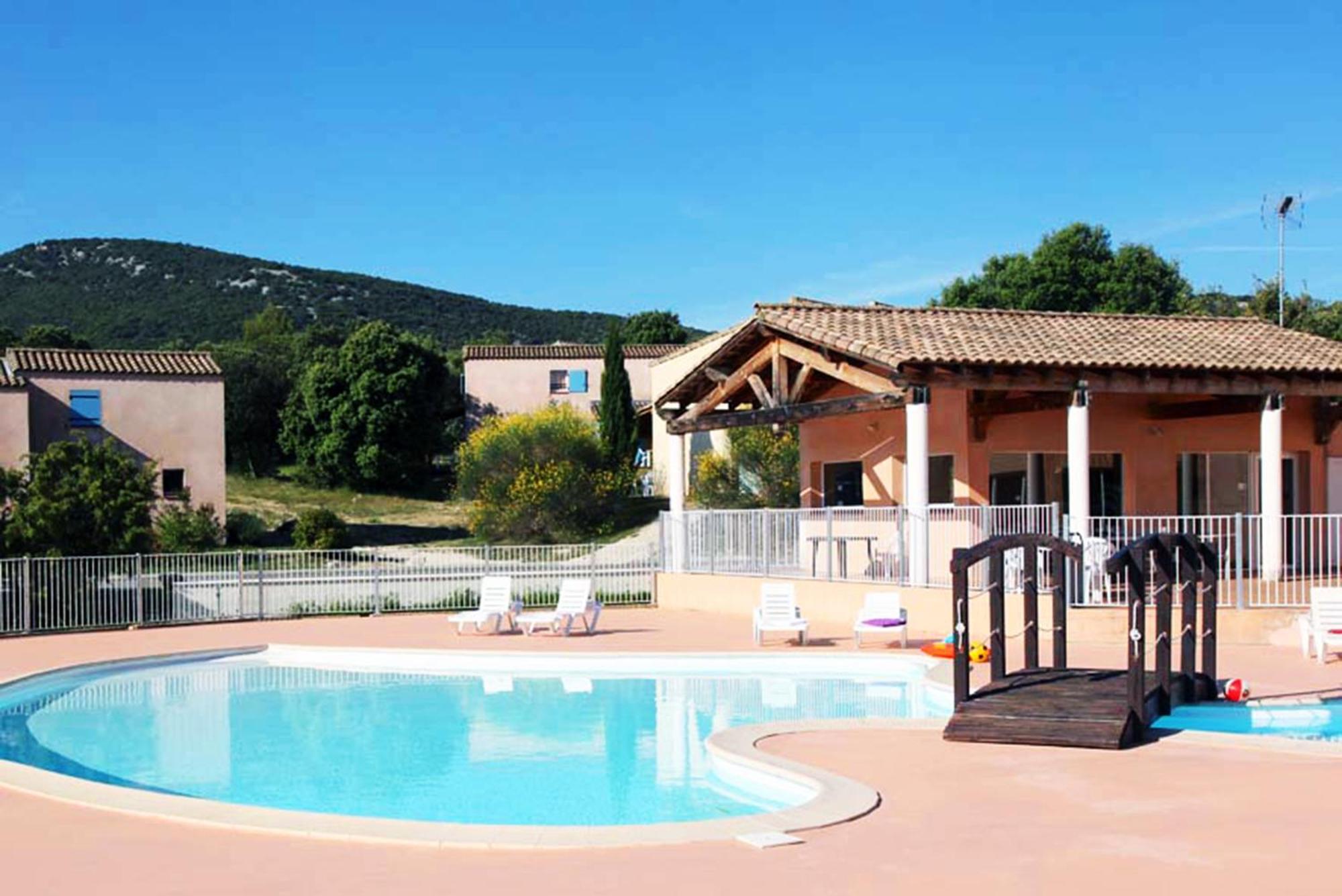 Residence Nemea Les Portes Des Cevennes Sauve Eksteriør billede
